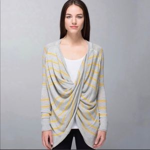 🌺 lululemon oversize stripe long sleeve sweatshirt wrap style 🌺